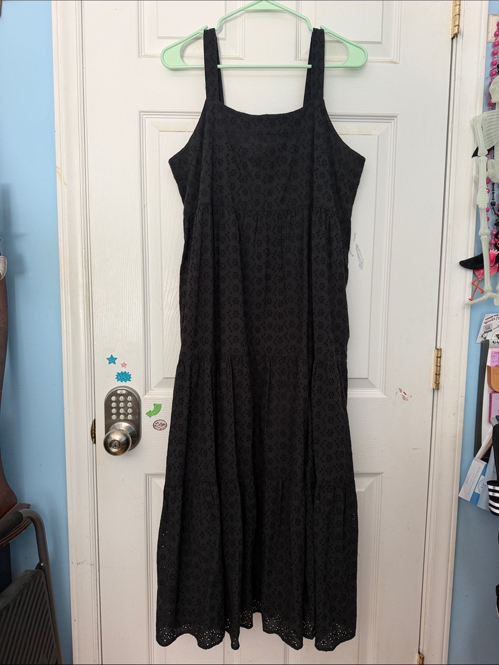 ✨ NWT The Drop Black Britt Tiered Eyelet Maxi Dress ✨